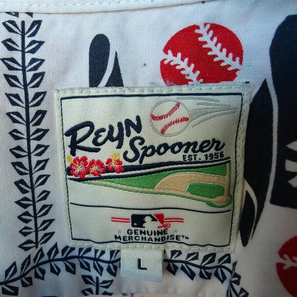 New York Yankees Reyn Spooner Americana Short Sleeve Button Up Shirt Official - Picture 2 of 8